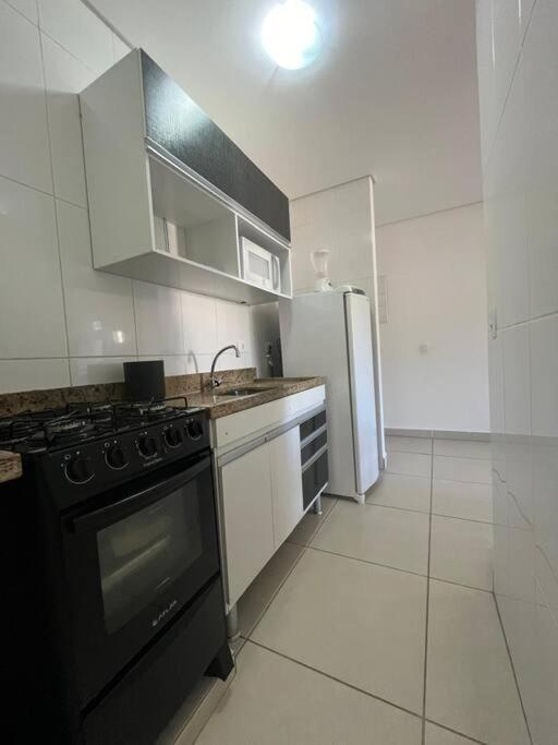 Em Ubatuba! A 100m Da Praia! Apartment Ubatuba